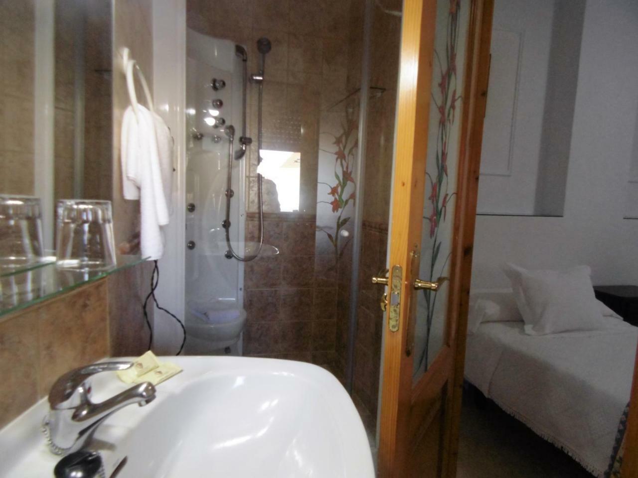 Apartamentos Turisticos Casa Soto Baiona Eksteriør billede