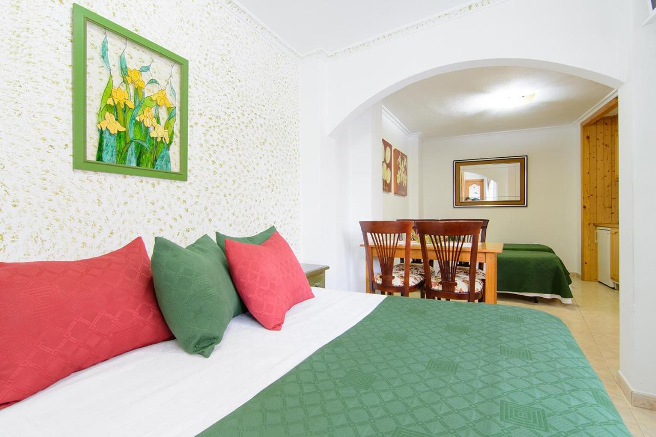 Apartamentos Turisticos Casa Soto Baiona Eksteriør billede